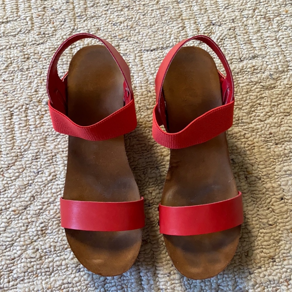 Women’s shoes